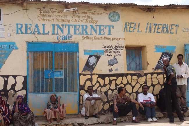 ethiopia-internet-cafe